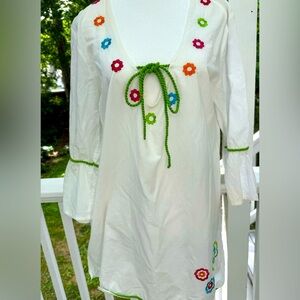 NWOT BUCKHEAD BETTIES EMBROIDERED BEACH TUNIC-L